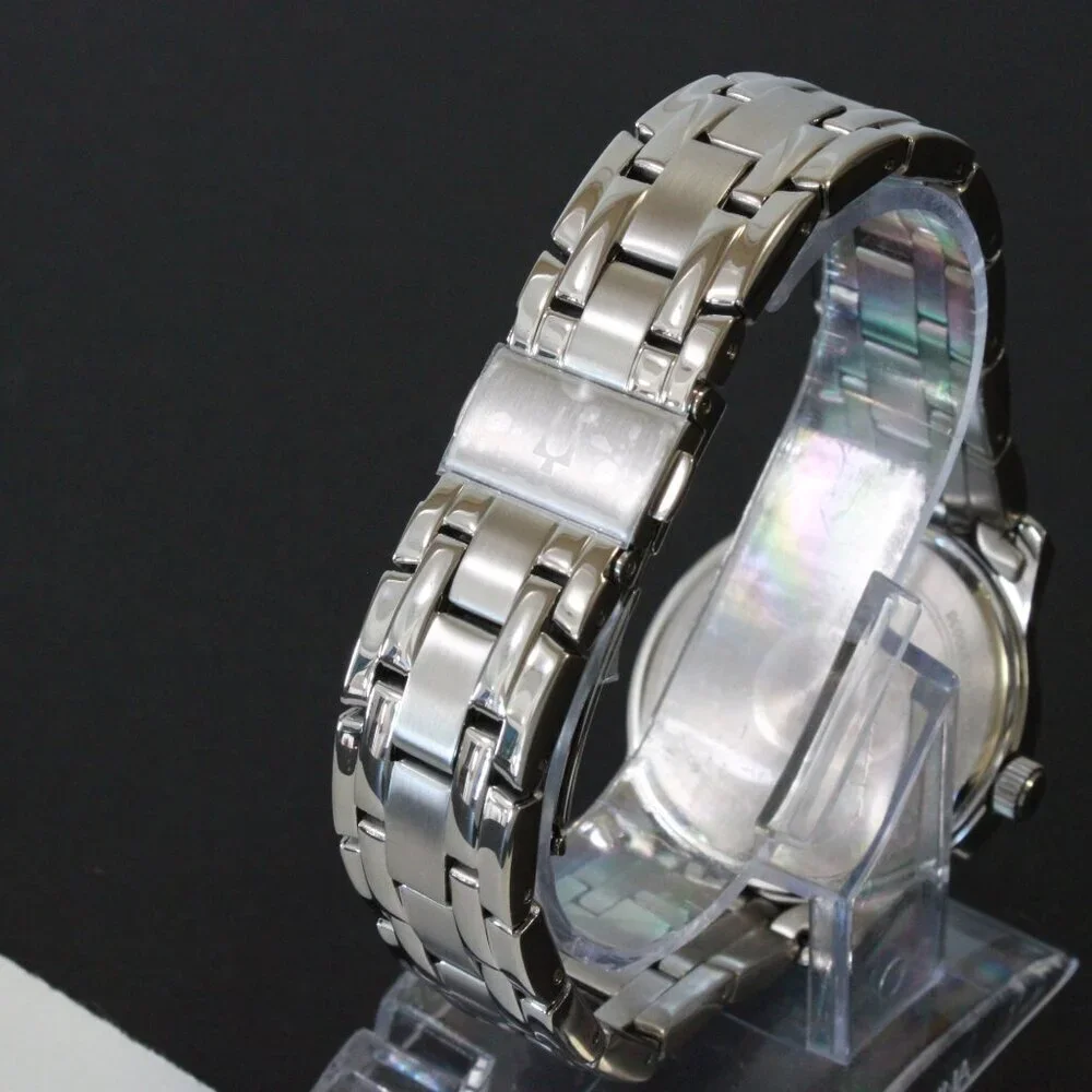 Bulova Men's Corporate Collection Quartz Watch Silver Tone Raised Indices 38mm - Picture 3 of 13